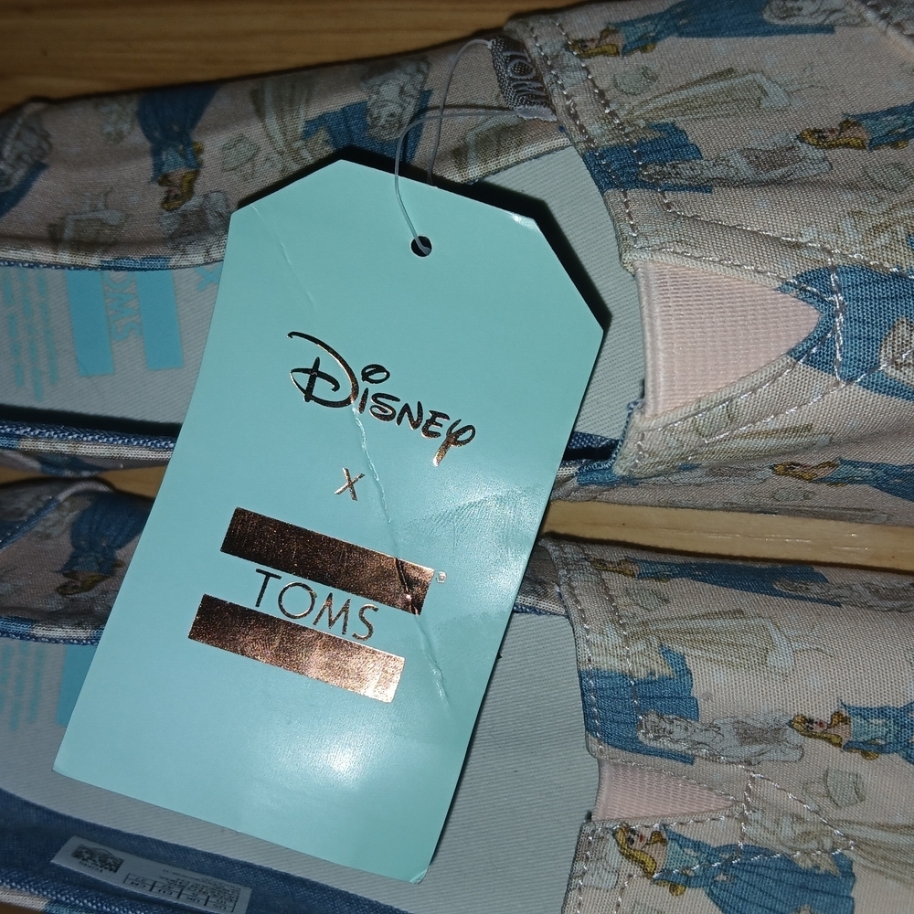 Disney Cinderella Print Slip-On Shoes - Picture 2 of 4